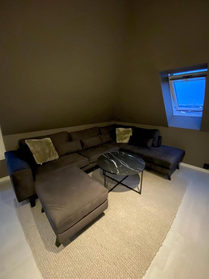 Penthouse With Private Balcony In The City Centre Of Bergen Apartment Bagian luar foto